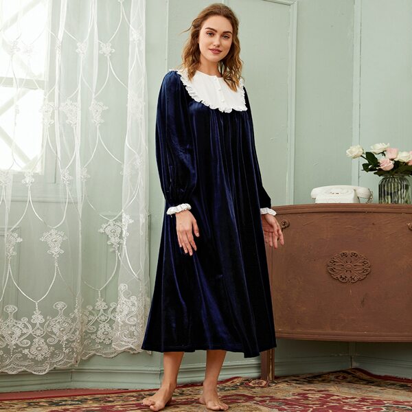 

Button Front Eyelet Embroidered Trim Velvet Nightdress, Navy blue