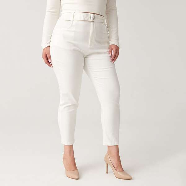 

Plus Slant Pocket Buckle Belted Pants, White