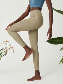 SHEIN Essnce Letter Graphic Leggings - Olive Green - View 9