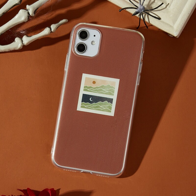

ROMWE X Jky.design Mountain iPhone Case, Multicolor