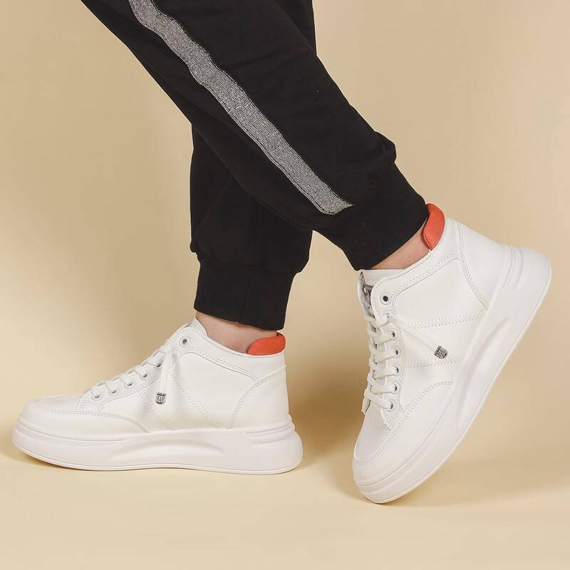 

Lace-up Front Wide Fit Skate Shoes, White