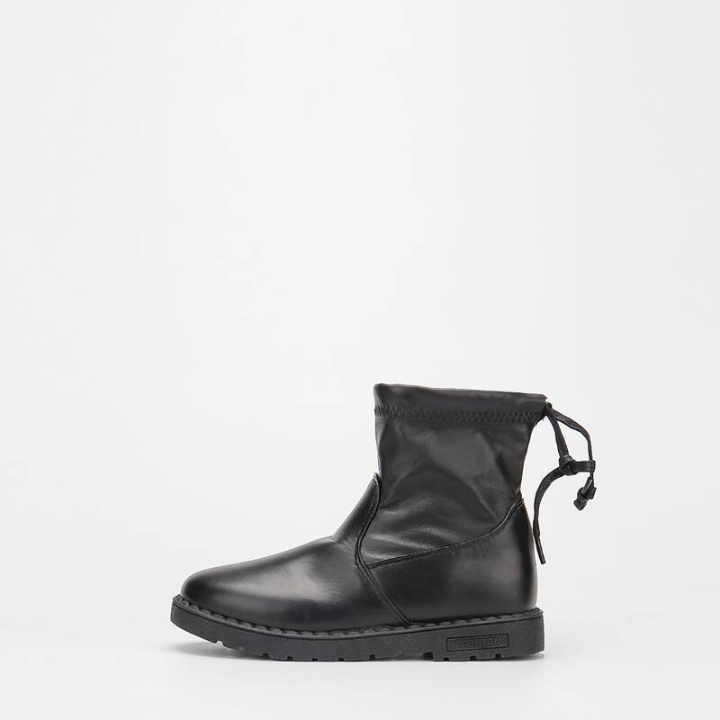 

Minimalist Wide Fit Tie Back Boots, Black