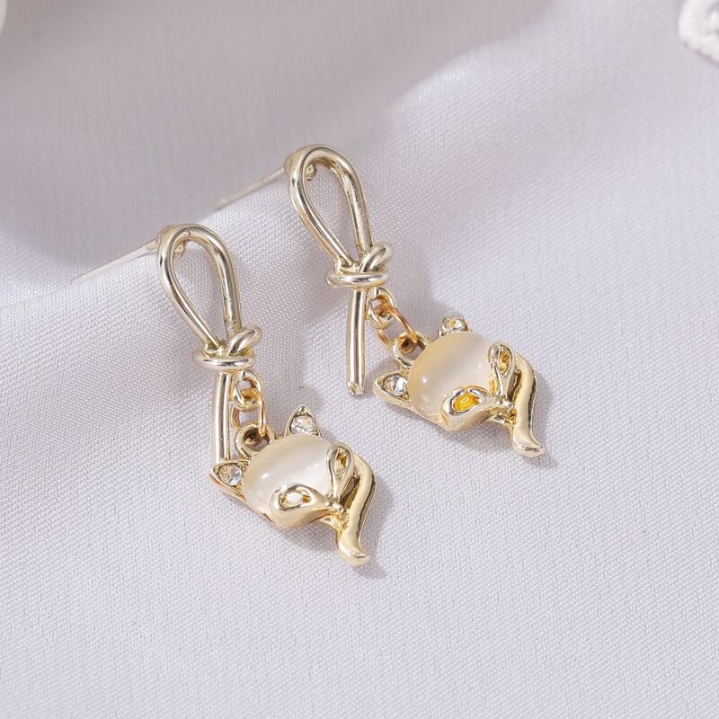 

Fox Drop Earrings, Gold