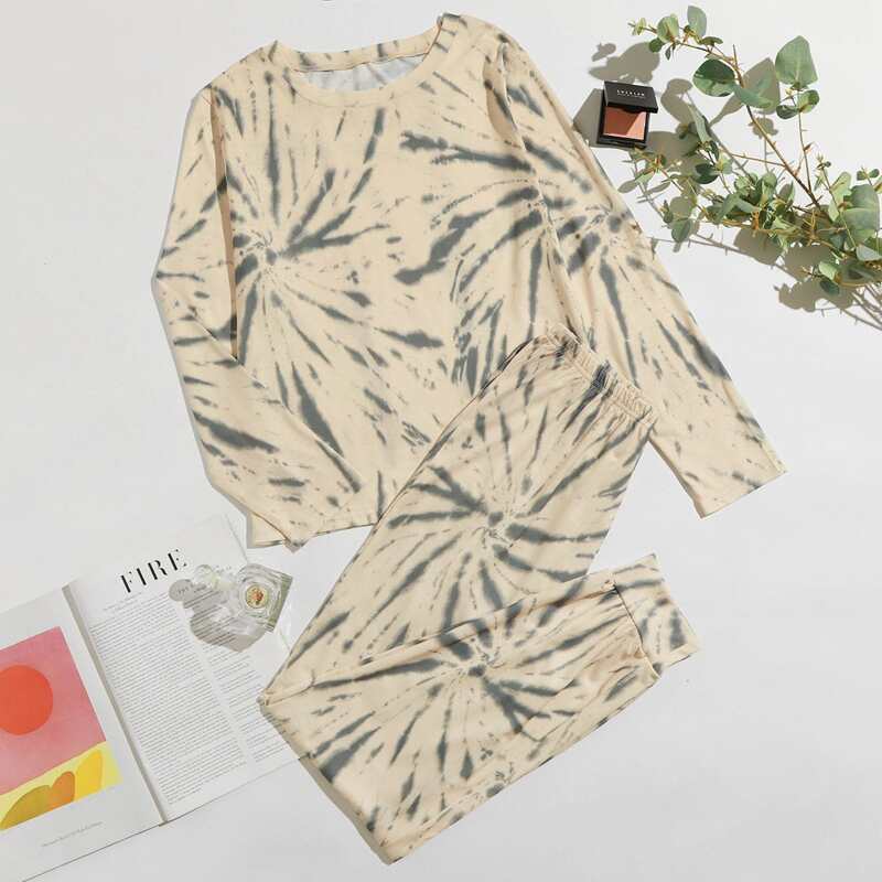 

Tie Dye Tee & Pants PJ Set, Multicolor