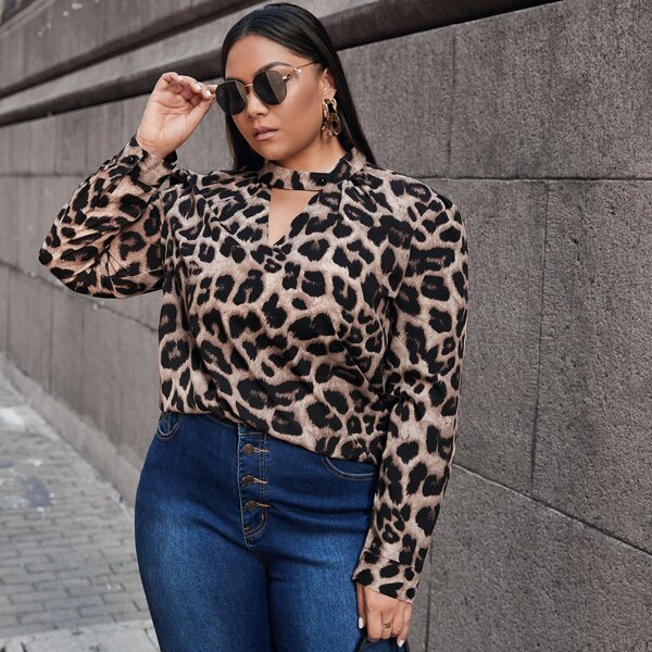 

Plus Keyhole Neck Leopard Print Blouse, Multicolor