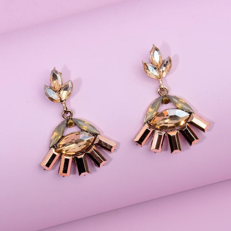 

Rhinestone Decor Eye Design Earrings, Champagne