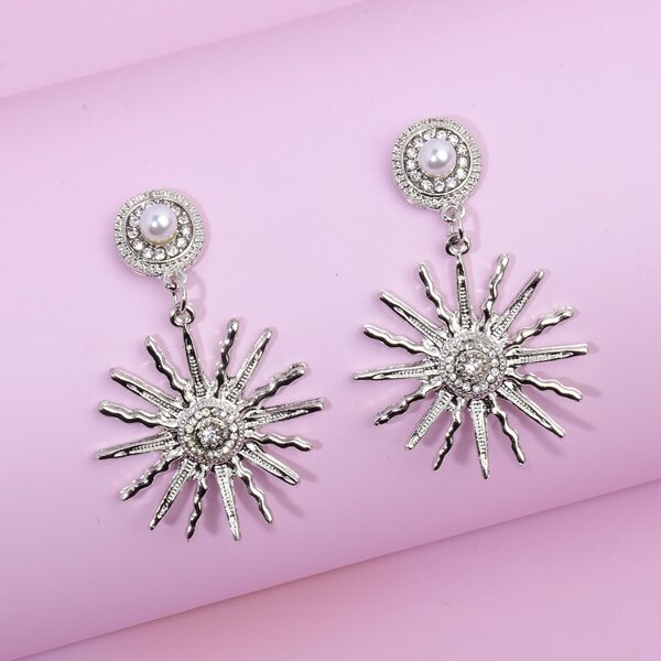 

Rhinestone Decor Sun Drop Earrings, Silver