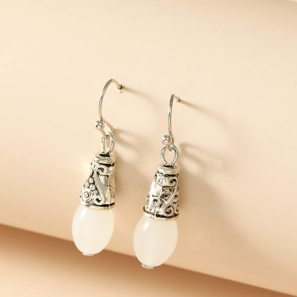 

Textured Metal Vintage Earrings, White