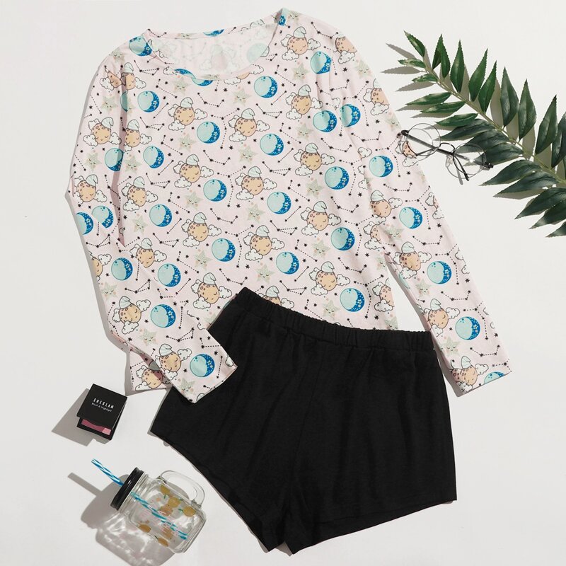 

Cartoon Graphic Tee & Shorts PJ Set, Multicolor