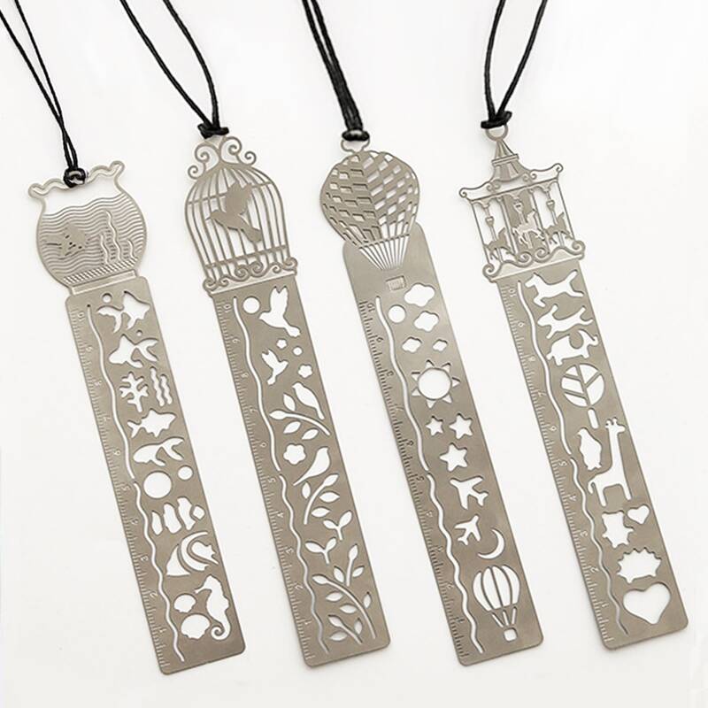 

2pcs Random Hollow Ruler Design Bookmark, Silver