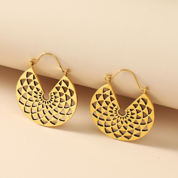 

Hollow Out Hoop Earrings, Gold
