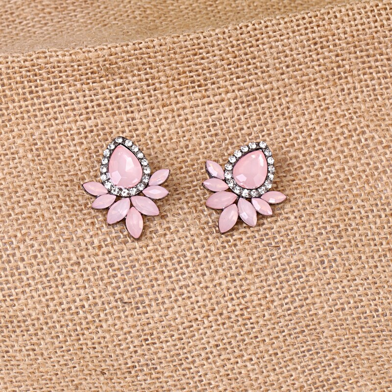 

Rhinestone Decor Stud Earrings, Pink