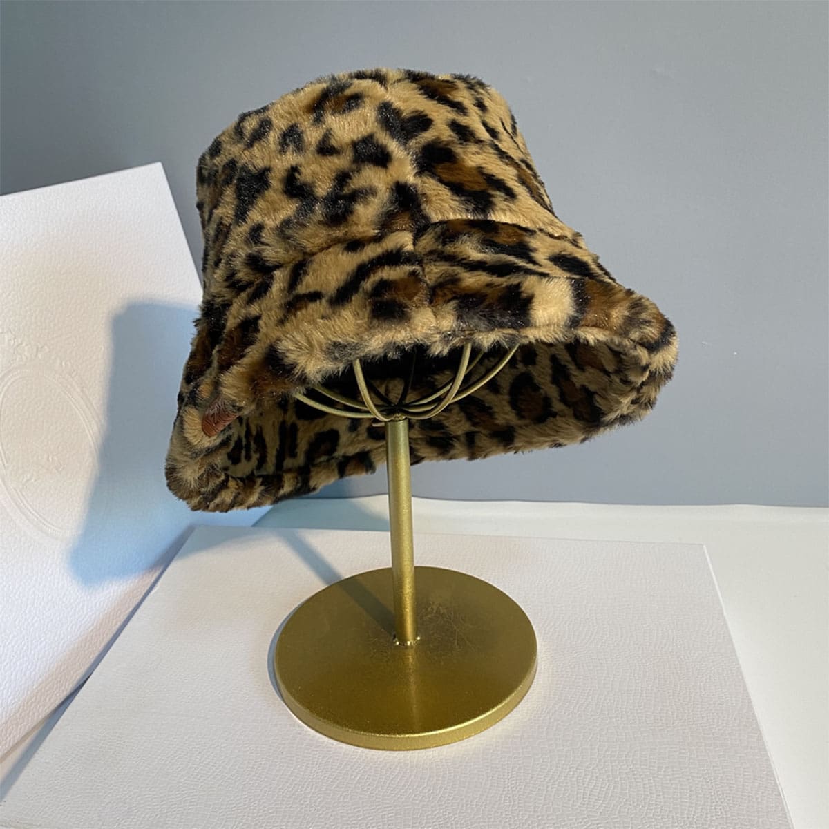 

Leopard Pattern Fluffy Bucket Hat, Brown