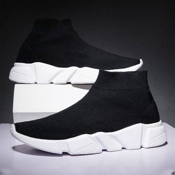 

Men Wide Fit Slip On Sneakers, Black