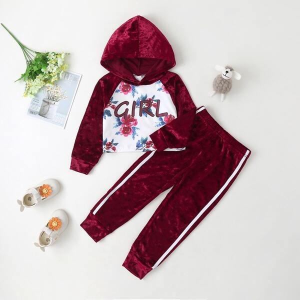 

Toddler Girls Floral And Letter Graphic Velvet Hoodie With Sweatpants, Red and white