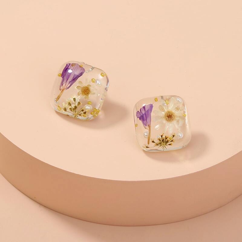 

Flower Detail Clear Earrings, Multicolor