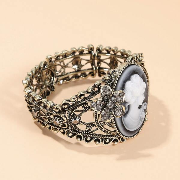 

Figure Decor Hollow Out Bracelet, Bronze