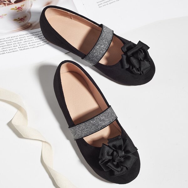 

Toddler Girls Floral Decor Flats, Black