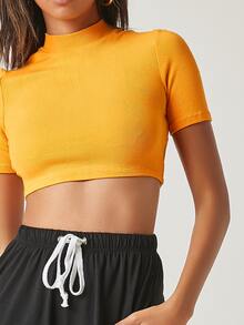 SHEIN BASICS 小高領羅紋針織短版上衣 - 黃色 - 查看 4
