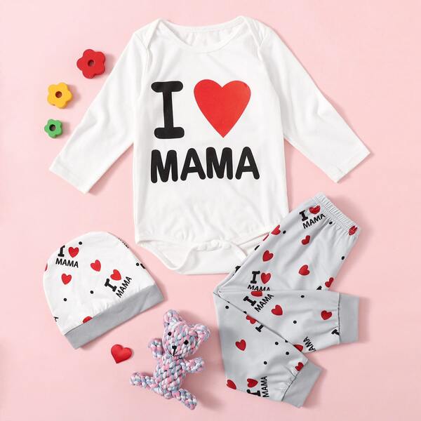 

Baby Girl Heart And Slogan Print Bodysuit & Sweatpants & Hat, Multicolor