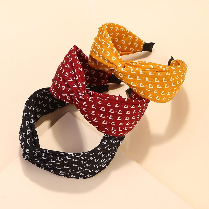 

3pcs Letter Graphic Hair Hoop, Multicolor