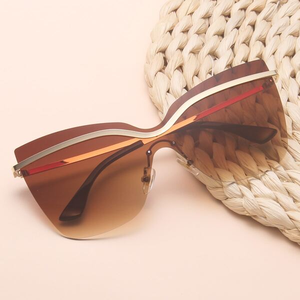 

Tinted Lens Cat Eye Sunglasses
