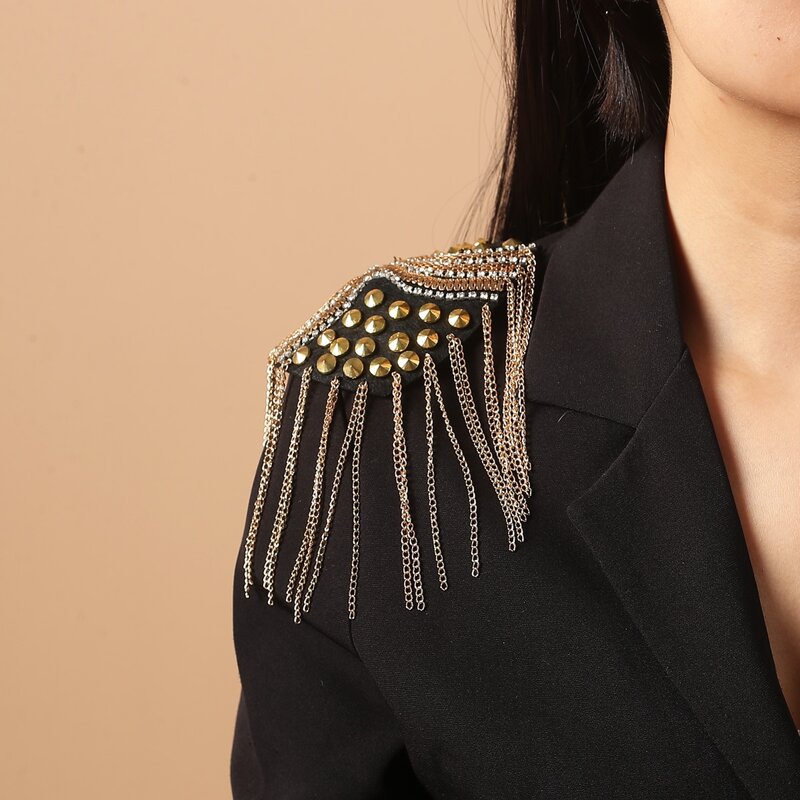 

1pair Studded Decor Metal Tassel Epaulette, Gold