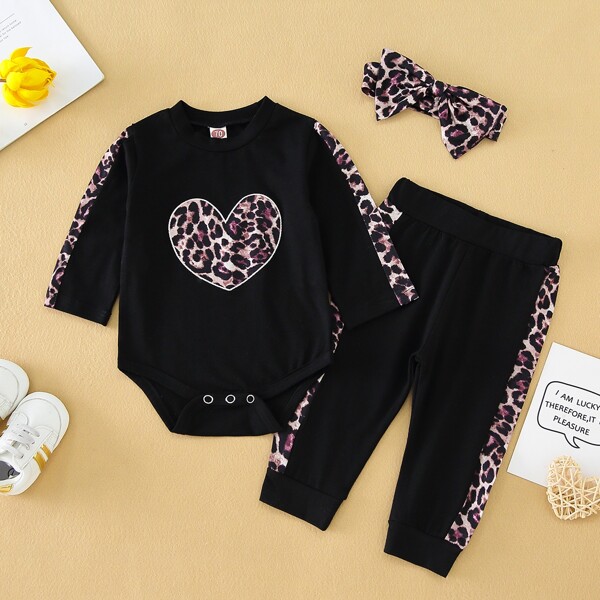 

Baby Girl Heart Embroidery Graphic Print Bodysuit & Joggers & Headband, Black