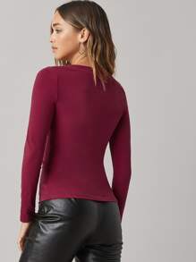 SHEIN BASICS 含棉V領合身素色T恤 - 紫紅色 - 查看 2