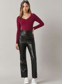 SHEIN BASICS 含棉V領合身素色T恤 - 紫紅色 - 查看 5