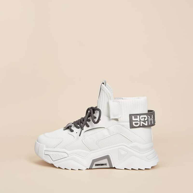 

Lace-up High Top Chunky Trainers, White
