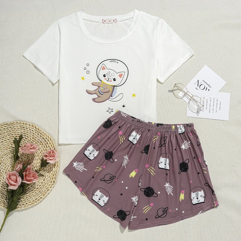 

Cartoon Cat & Star Print Tee With Shorts PJ Set, Multicolor