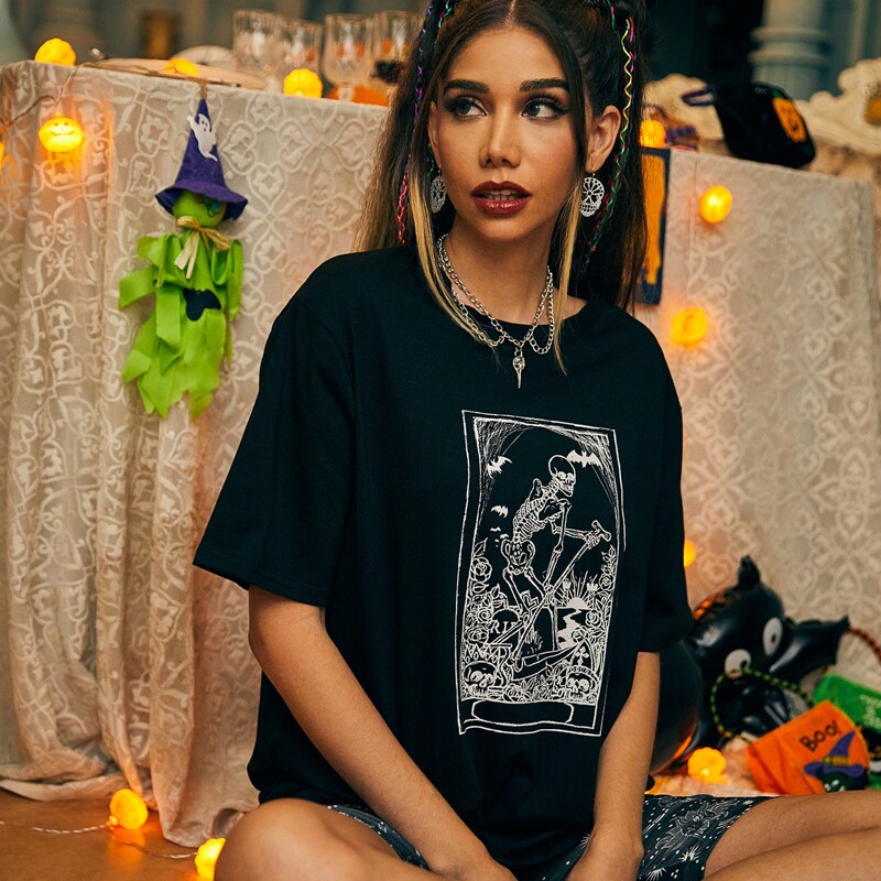 

Halloween Skeleton Oversized Tee, Black