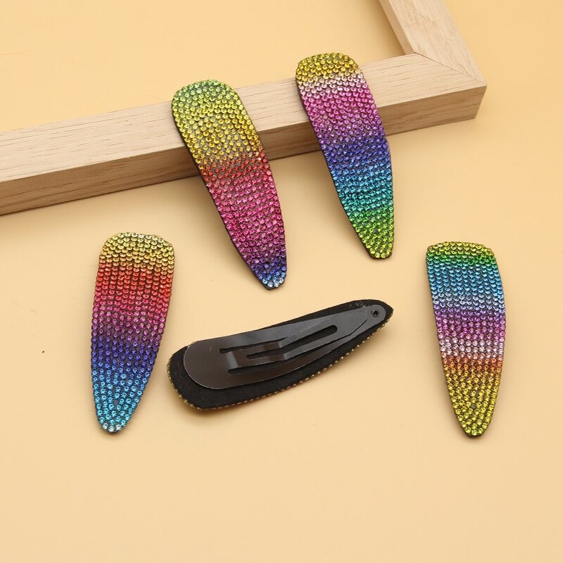 

2pcs Random Ombre Rhinestone Hair Clip, Multicolor