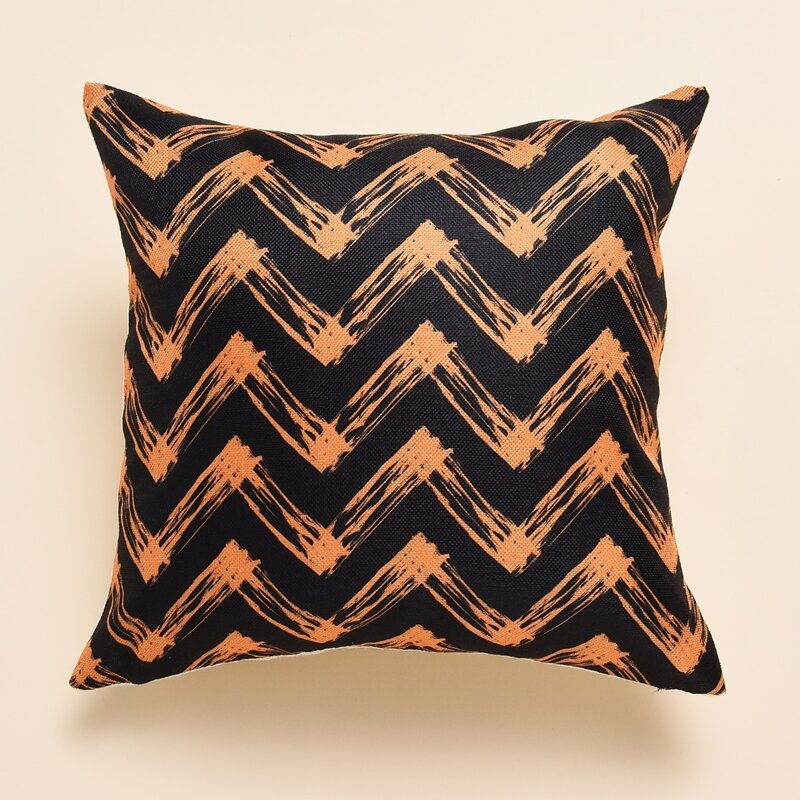 

Halloween Chevron Pattern Cushion Cover Without Filler, Multicolor