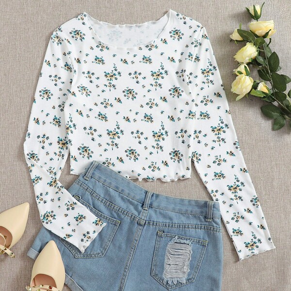 

Ditsy Floral Lettuce Trim Crop Tee, White