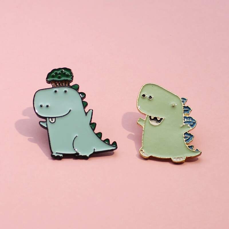 

2pcs Cartoon Dinosaur Design Brooch, Multicolor