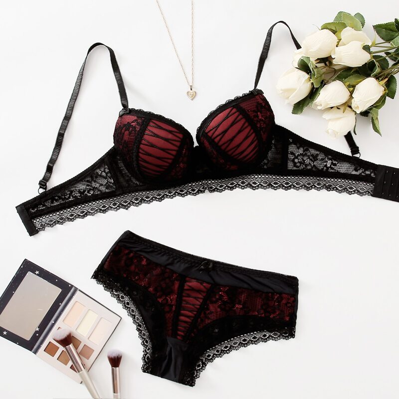 

Lace Trim Lingerie Set, Black