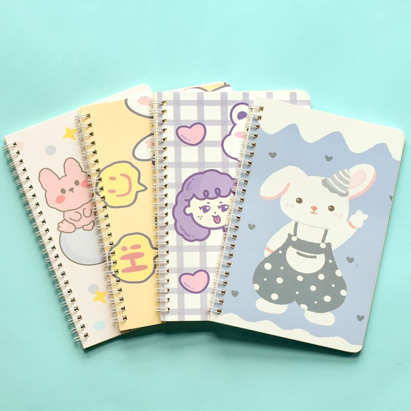 

1pc Cartoon Graphic Random Notebook, Multicolor