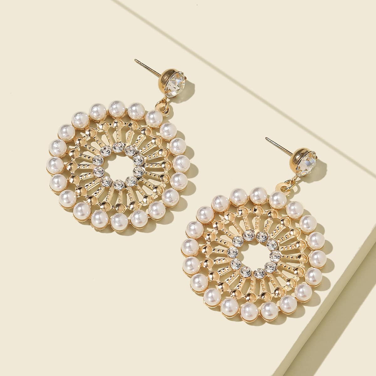 

Faux Pearl Decor Round Drop Earrings, Gold