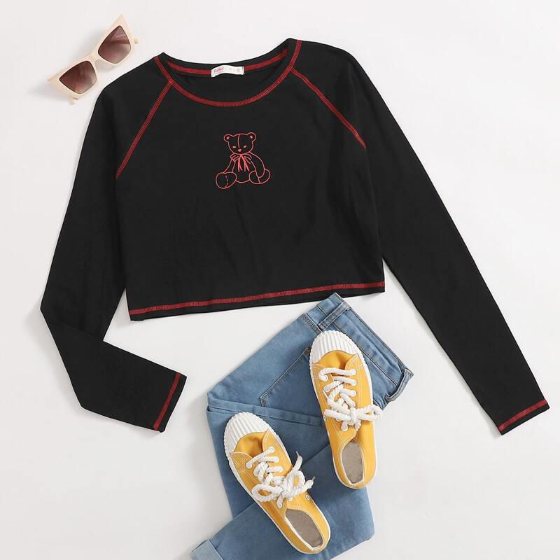 

Cartoon Graphic Crop Tee, Black