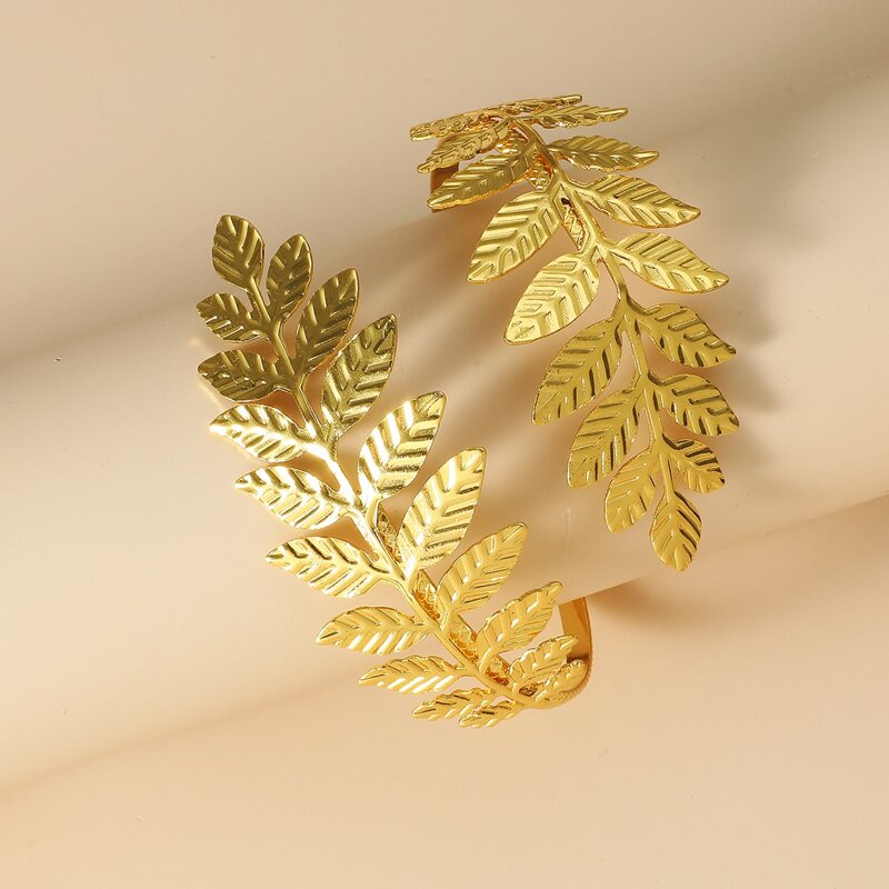 

Leaf Design Bracelet, Gold