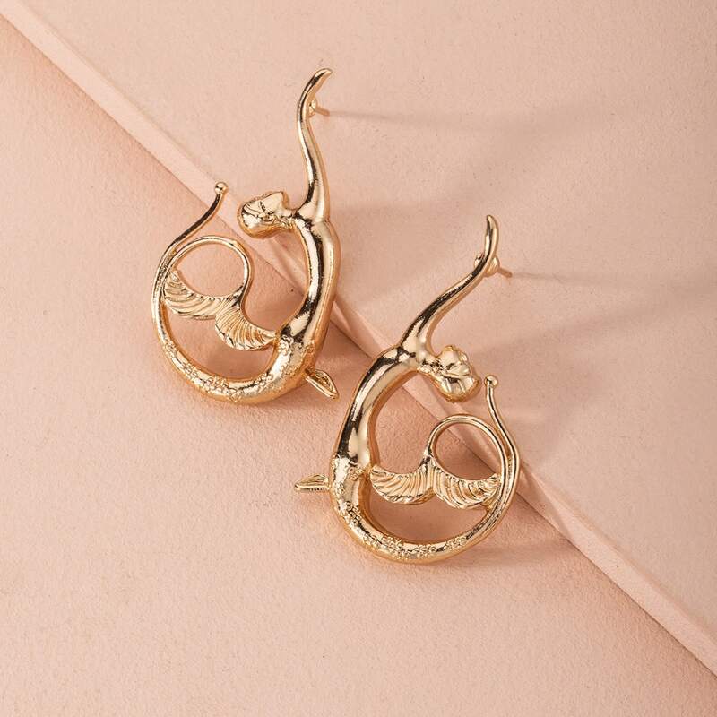 

Mermaid Design Stud Earrings, Gold