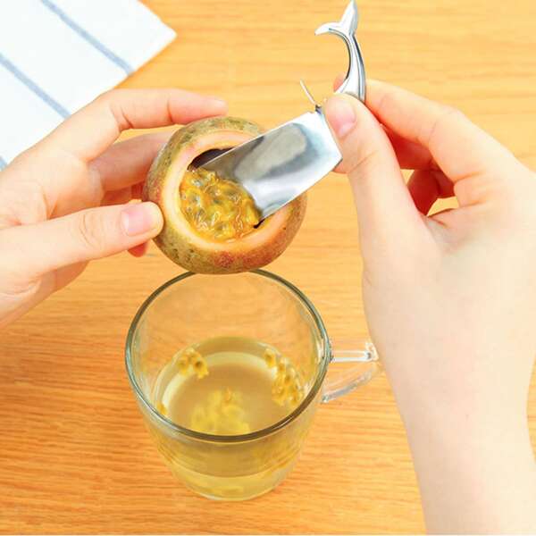 

1pc Stainless Steel Passion Fruit Opener, Silver