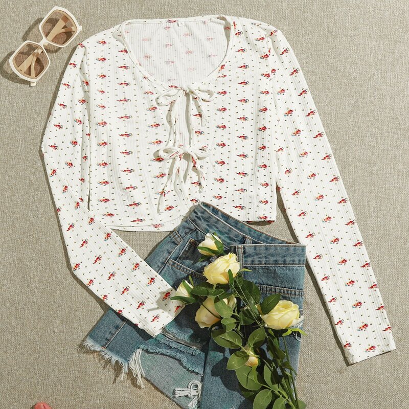 

Ditsy Floral Tie Front Top, White