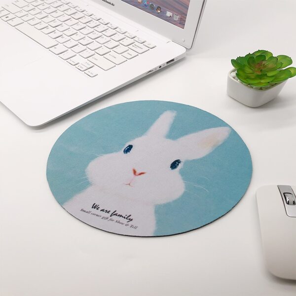 

Rabbit Pattern Round Mouse Pad, Multicolor