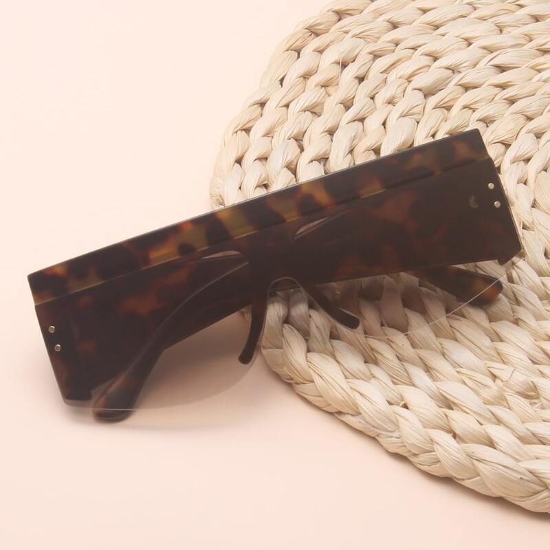 

Flat Top Sunglasses, Multicolor
