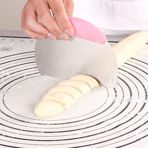 

1pc Baking Dough Scraper, Pink