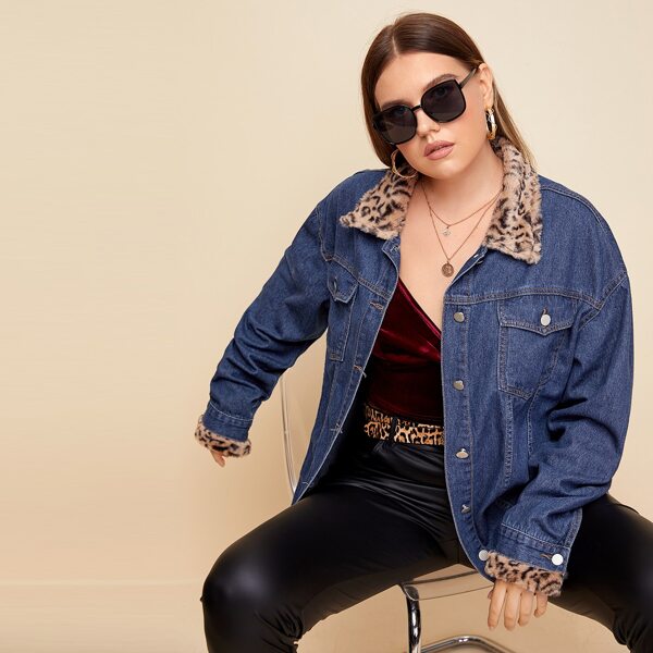 

Plus Dark Wash Contrast Teddy Collar & Cuff Denim Jacket