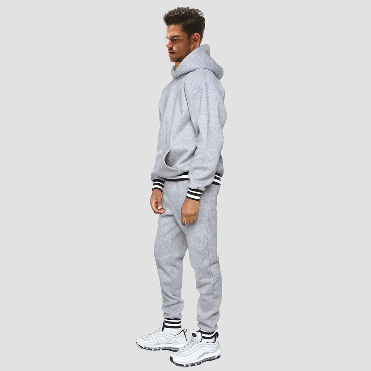 

Guys Striped Print Kangaroo Pocket Hoodie And Sweatpants, Light grey